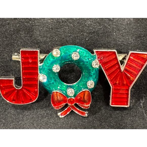 Vintage JOY Christmas Wreath Pin – Enamel & Rhinestone Holiday Brooch CP48 - Picture 2 of 4